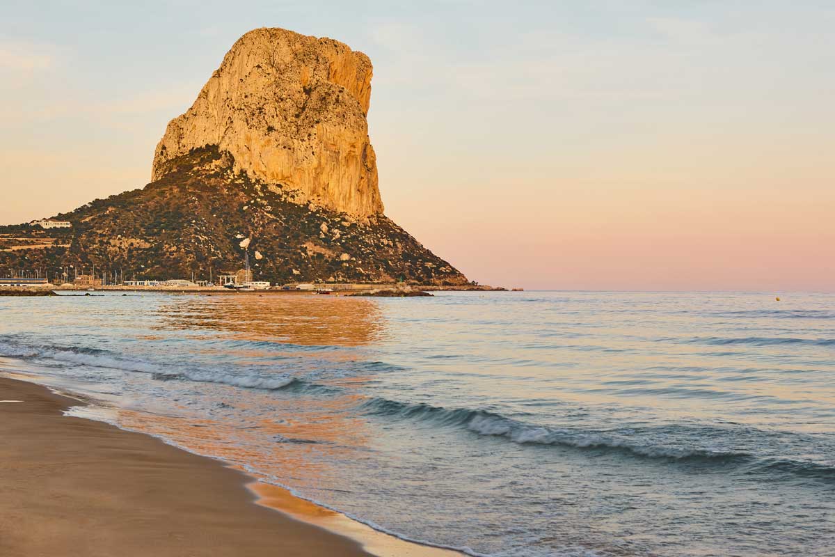 Reserva tus vacaciones de verano sin comisiones extra: estrenamos plataforma de reservas propia