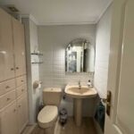 Baño-2-La-Ventana-Azul